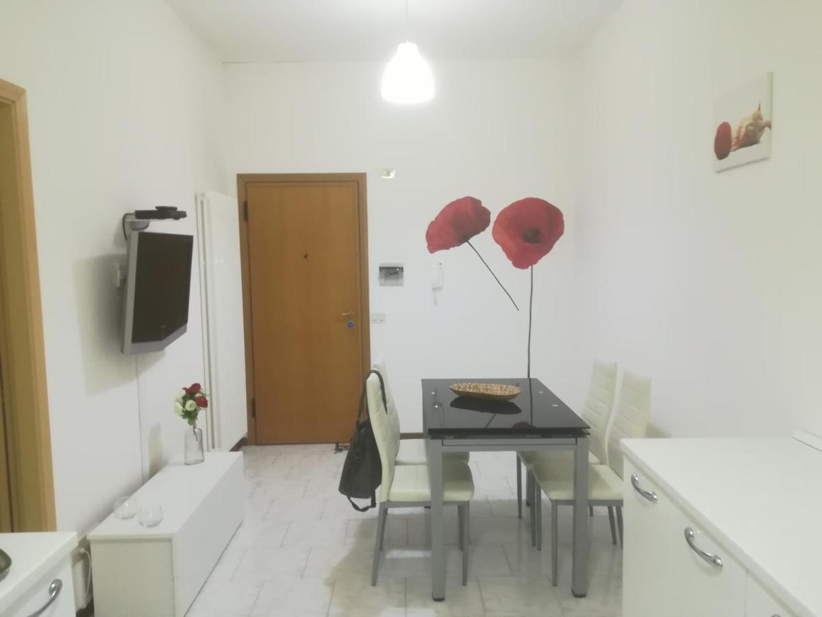 Ferienwohnung Bilocale Marina Romea Exterior foto